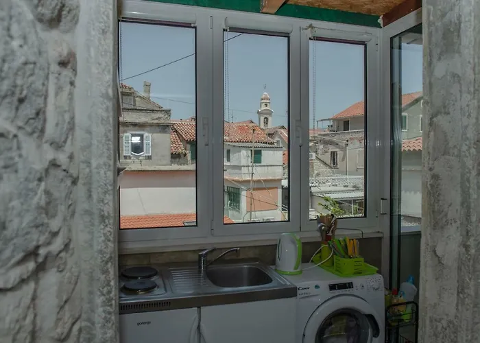 Devivi Apartments